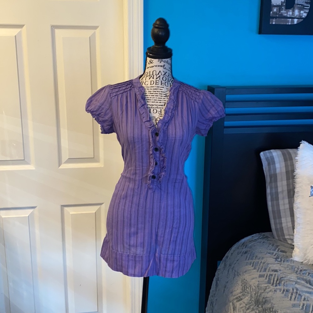 Women’s purple top size small